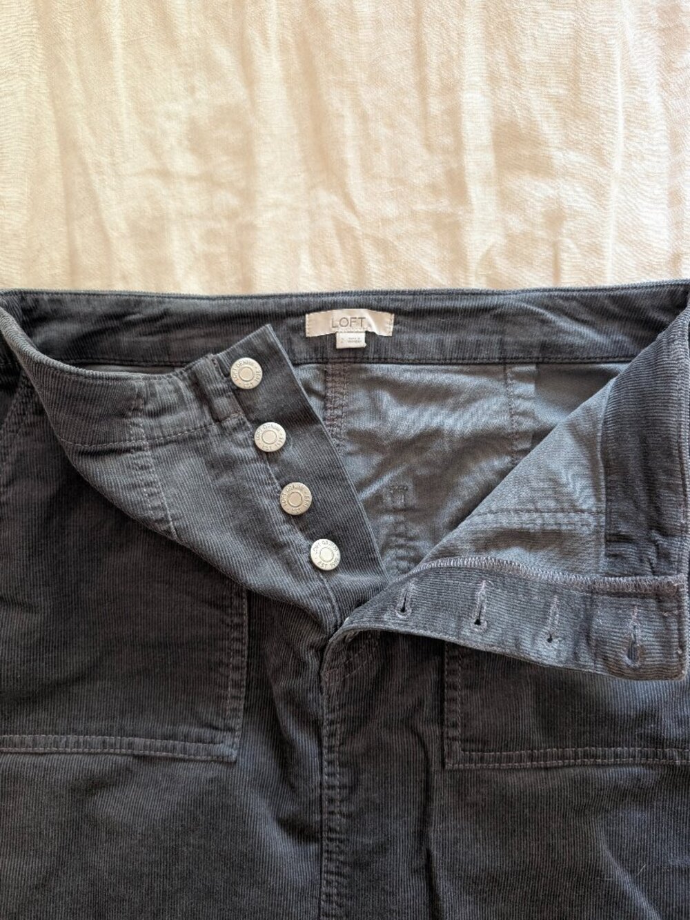 LOFT Corduroy Button Front Midi Pocket Skirt sz2 - Picture 6 of 14